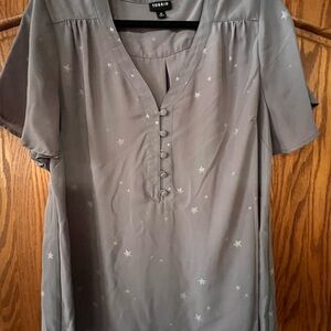 SOLD!!
Torrid Grey Starry Women's Blouse